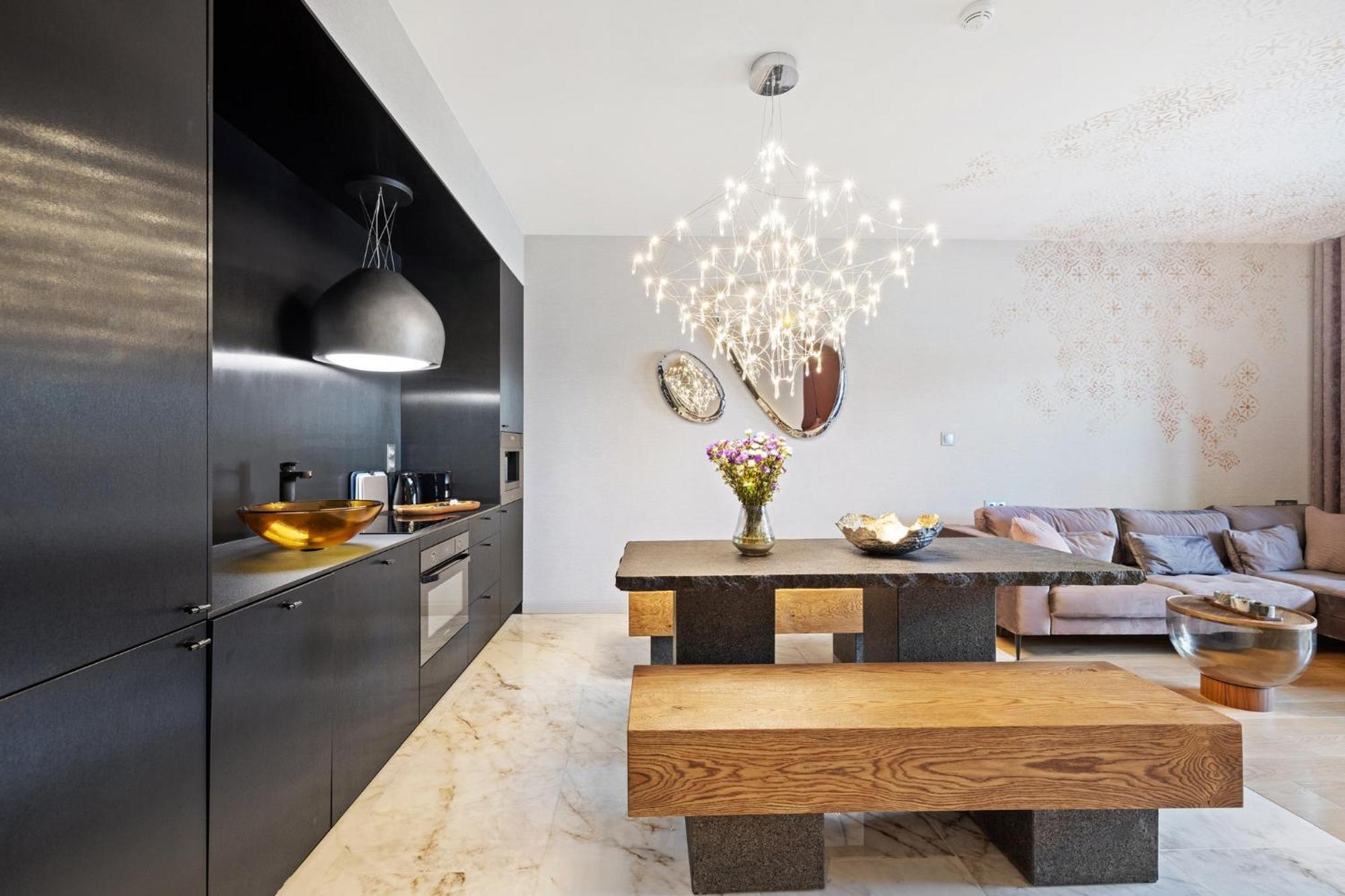 Rent Like - W Deo Plaza Lägenhet *